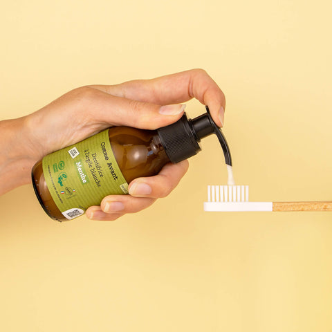 Cepillos de dientes con cabezales recargables: el gesto ecológico que reduce la contaminación plástica