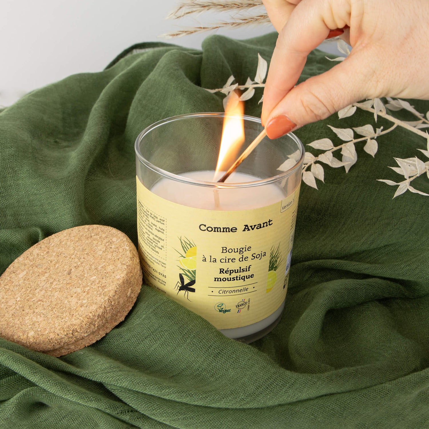 Bougie répulsive comme avant