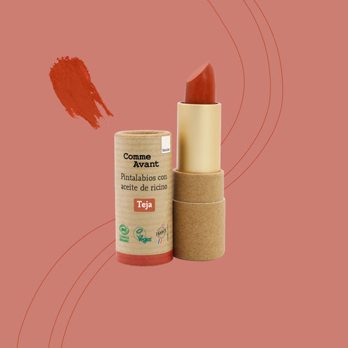 packshot del pintalabios de aceite de ricino natural y vegetal de color teja de la marca comme avant